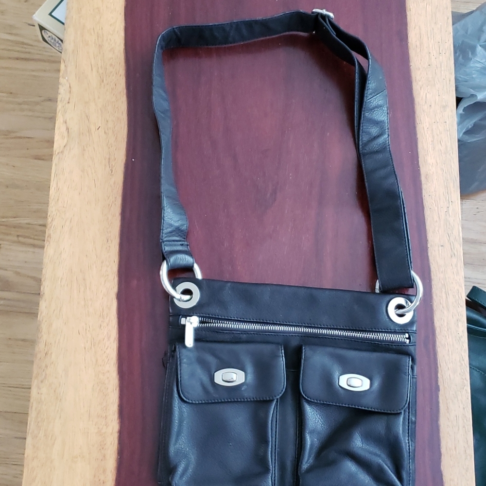 Danier crossbody purse